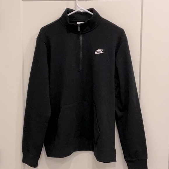 NEW! Nike Women's Black 1/2 Zip Sweatshirt - XL - Picture 2 of 9